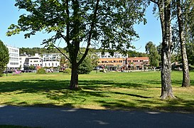 Sett mot Jernbanealleen og Torget. Foto: Helge Høifødt