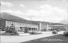 Het stationsgebouw uit 1956