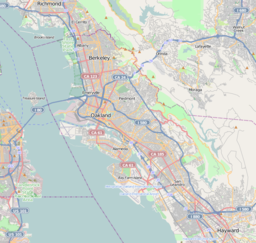 Lake Merritt is located in Oakland, California