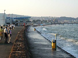 Die Küste in Paignton bei Hochwasser