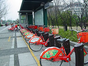 Stasiun berbagi sepeda