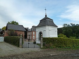 Het naastgelegen kasteel