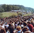 Publikum auf der Burg Waldeck während des Festivals 1968