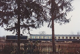 Nahverkehrszug in Richtung Helmstedt am Bahnhof Jerxheim (1993)