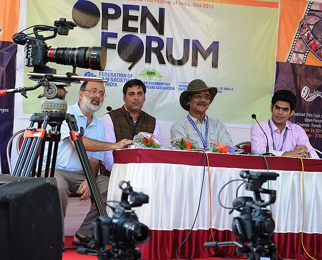 (Left to Right) Anil Jotwni, Vijay Bedi & Mike Pandey along with Gaurav Markan at open forum on Digital Camera, at the 43rd International Film Festival of India (IFFI-2012), in Panaji, Goa on November 25, 2012.jpg