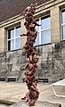 „Laokoonae“ Bronzestele von Bernhard Kucken (Foto 2021)