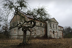 Old manor house in Konarzewo