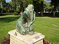 Abschied. Käthe Ephraim Marcus schuf die Skulptur 1961 nach dem Tod ihres Mannes.