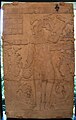 Maya-Relief, das den Herrscher K’inich K’an Joy Chitam II. zeigt (8. Jh. n. Chr.)[7]