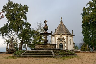 Kaplica i fontanna na Dziedzińcu Ewangelistów (2018)