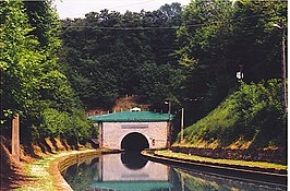 Zuidkant van de Tunnel van Riqueval