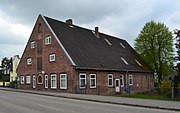 Ehemalige Gaststätte Strohsack - Fachhallenhaus mit Lager - Baujahr: 1785 - Dorfstraße 3753.6974819.648959         Foto: 2013