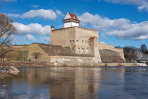 Hermann Castle by A.Savin