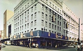 Harvey's Department Store aan 6th Avenue en Church Street