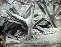 Normandiya Çıkartması sırasında kullanılan demir dikeni benzeri tahkimat