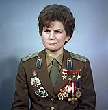 16 Haziran 1963'te Vostok 6 gemisiyle Kozmonot Valentina Vladimirovna Tereşkova, uzayda uçan ilk kadın oldu.