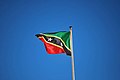 Dalgalanan Saint Kitts ve Nevis bayrağı