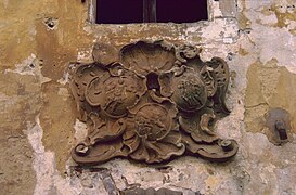 Klösterliches Wappen des Abtes Heinrich Hader (1736) am ehemaligen Hammerhaus um 1987