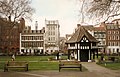 Soho Square e la capanna.