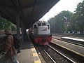 Kereta api Penataran memasuki Stasiun Wonokromo.