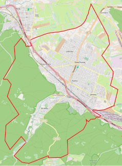 Mapa konturowa Rumi, blisko centrum na prawo u góry znajduje się punkt z opisem „Kościół Podwyższenia Krzyża Świętego w Rumi”