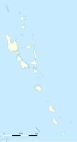 Mapa konturowa Vanuatu, blisko centrum na dole znajduje się punkt z opisem „Port Vila”