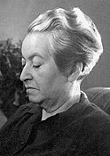 Gabriela Mistral, poetă chiliană, laureată Nobel