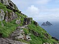 Treppe zum Kloster mit Blick auf Little Skellig