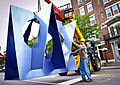 David Stromeyer installing Plate Rock as part of career retrospective exhibition in 2012