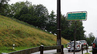 Passstraße des Steinpasses auf dem Gebirgspass