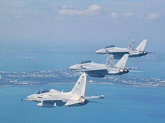 Drei Kampfjets in Formation über Darwin