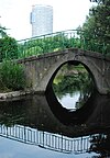 Spitzbogenbrücke im Wasserpark III (östlich)