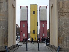 Vorm Brandenburger Tor