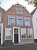 Huis met rechte gevel