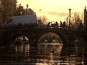 Liesdelsluis gezien naar het Zuiden met in het verschiet de Oudekerksbrug, november 2014