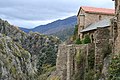 Abbaye Saint-Martin du Canigou vanuit het oosten gezien