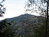 Blick vom Stausee Obermaubach zum Burgberg