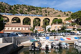 A view of La Redonne with the Viaduc d'Ensuès-la-Redonne on the Miramas–L'Estaque railway