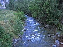 De Valira del Nord vanop de Pont de Sant Antoni de la Grella bij Anyós (La Massana)