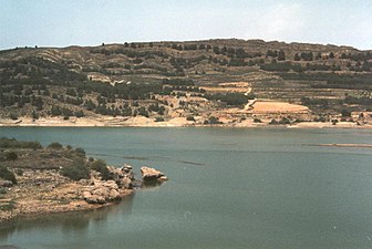 View of the eastern end of the range at La Tranquera Dam