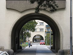 Durchgang Birkenhof / Fliederhof