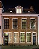 Dubbel woonhuis in ambachtelijk-traditionele stijl