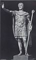 Statue des römischen Kaisers Antoninus Pius auf der Saalburg