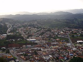 Uitzicht op Apiaí gezien vanaf de heuvel Morro do Ouro