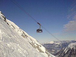 Die zweite Teilstrecke mit der neuen Seilbahn auf den Krippenstein