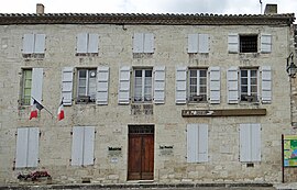 The town hall in Saint-Maurin