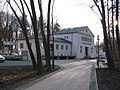 Bahnhof, Empfangsgebäude