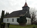 Dorfkirche mit Einfriedungsmauer