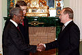 Kofi Annan und Russlands Präsident Wladimir Putin in Moskau am 28. Januar 2000