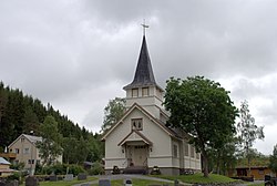 View of the chapel in Tiset